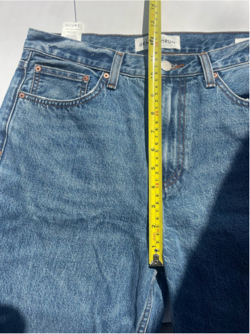 Aritzia Denim Forum The ’90s Iggy Lo-Rise Baggy Jeans | Size 28 Medium Wash - Picture 6 of 8